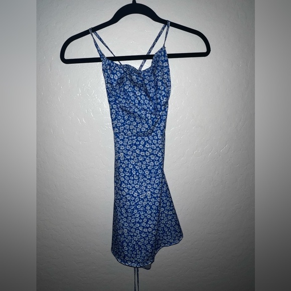 Floral Dress - Picture 2 of 5